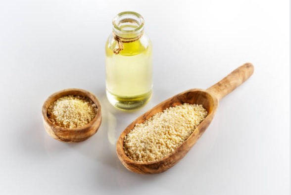 8 BEST OILS FOR BABY MASSAGE TO BUY IN 2023